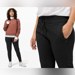 Engineered Warmth Jogger Black